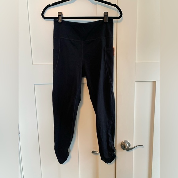 NEW Free People Black Wave Rider Leggings Size Medium - Picture 4 of 16